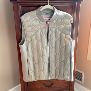 Hunter Women’s Original Midlayer Gilet..light gray/beige vest NWOT